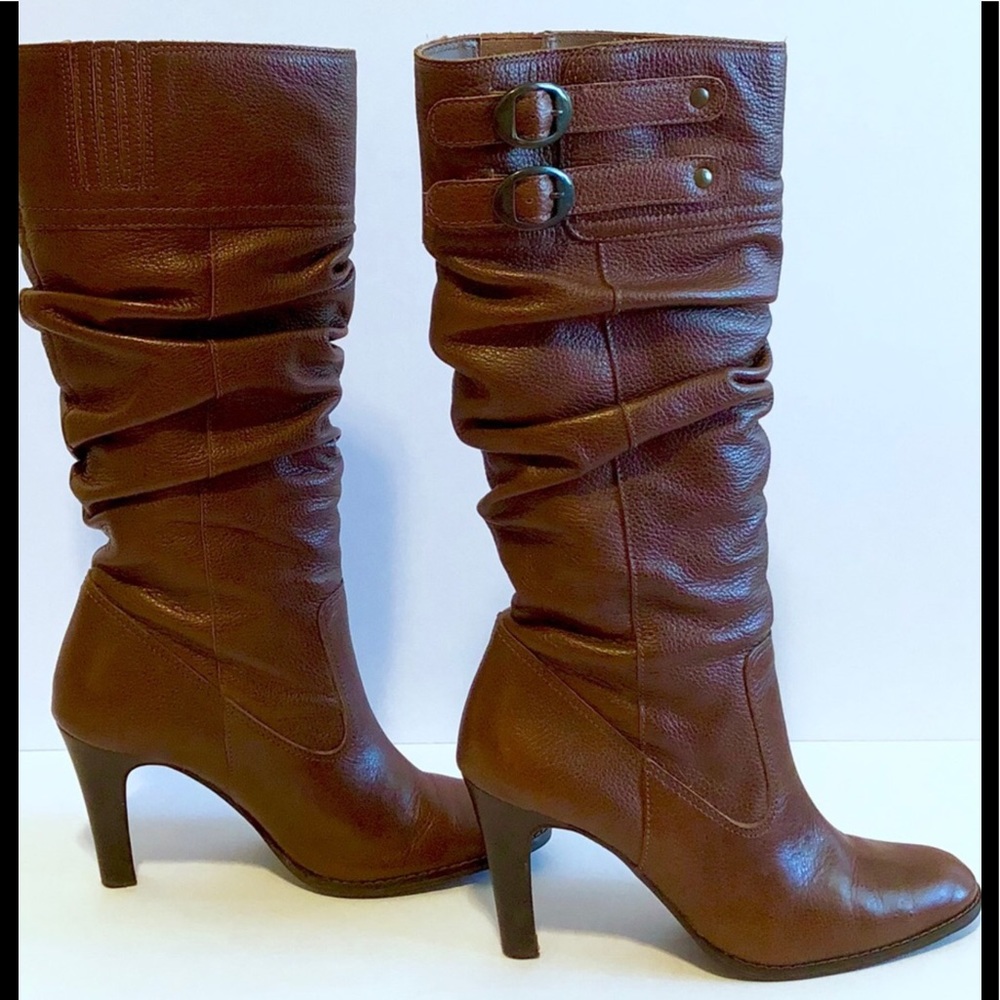 Matisse Marsha leather slouch slip on boot, EUC